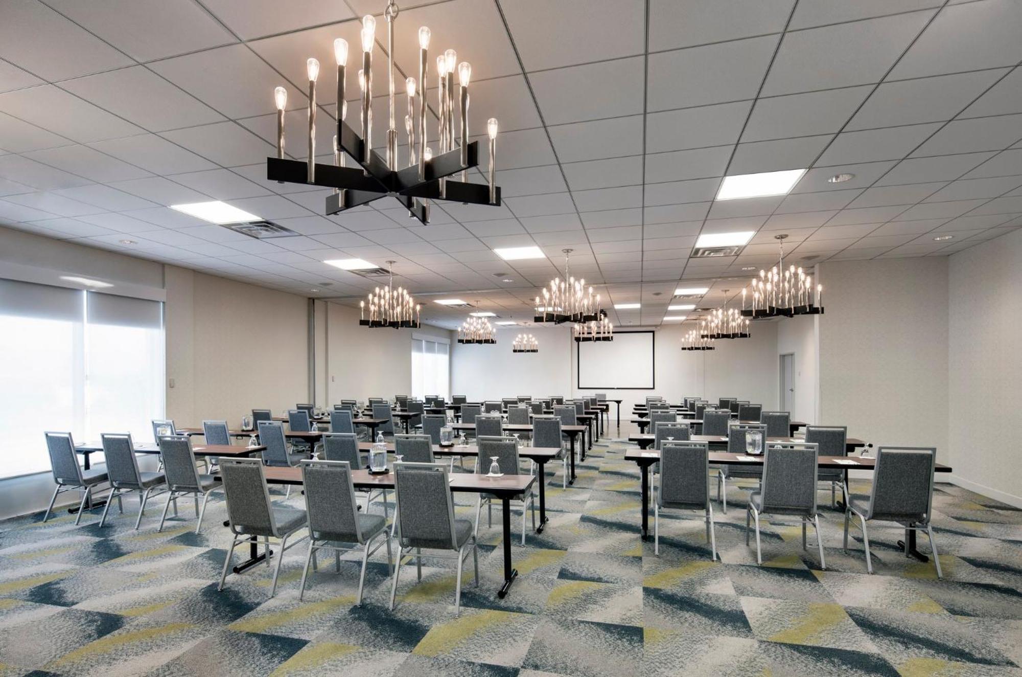 Holiday Inn Montreal Longueuil By Ihg Экстерьер фото